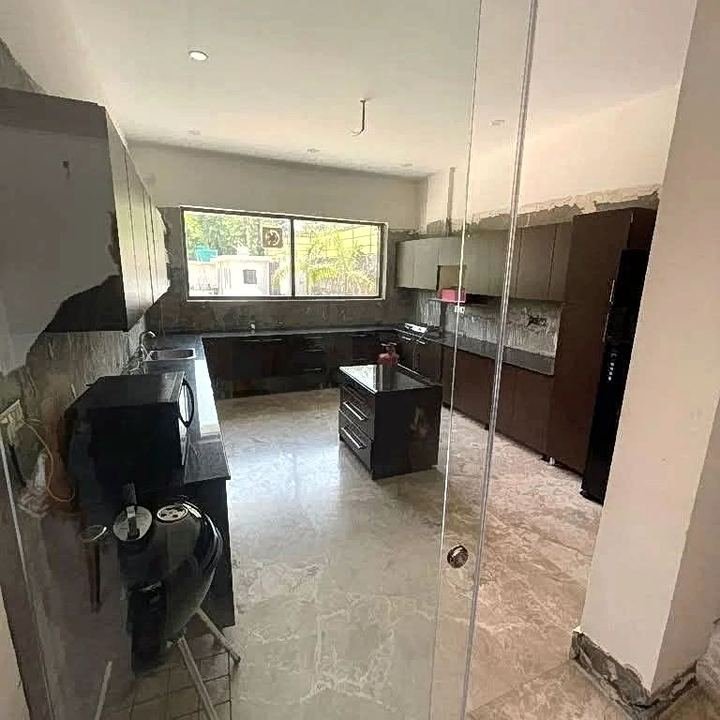 Well-kept 3 BHK apartment in Saket – photo 3