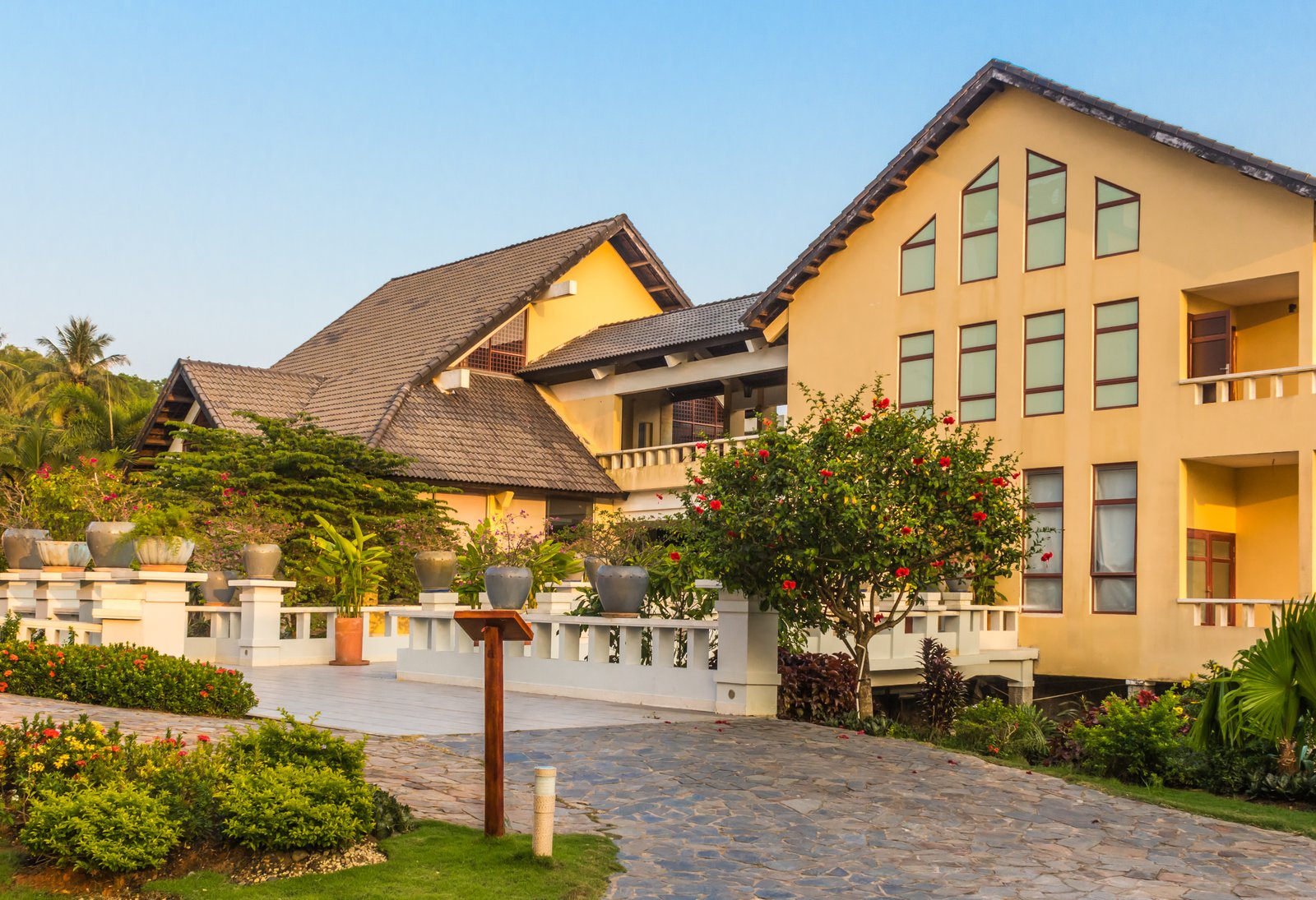 Premium residence in C.R. Park, South Delhi